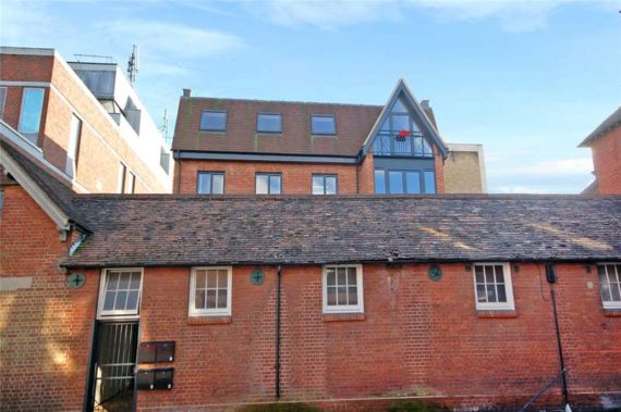 2 Bedroom Flat